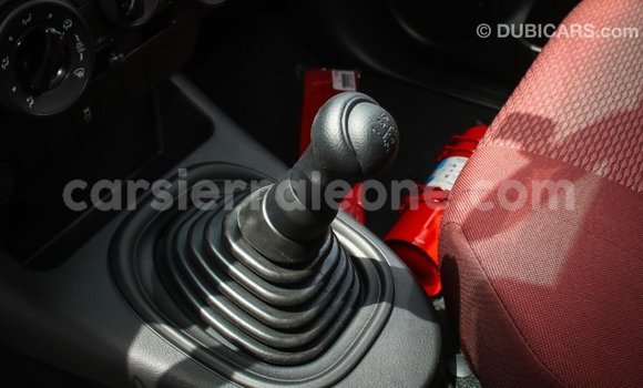 Buy Import Toyota Hilux White Car in Import - Dubai in Kailahun Buy Import Toyota Hilux White Car in Import - Dubai in Kailahun