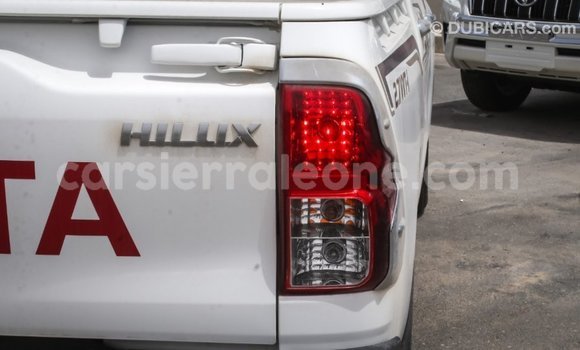 Buy Import Toyota Hilux White Car in Import - Dubai in Kailahun Buy Import Toyota Hilux White Car in Import - Dubai in Kailahun