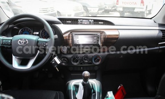 Buy Import Toyota Hilux White Car in Import - Dubai in Kailahun Buy Import Toyota Hilux White Car in Import - Dubai in Kailahun