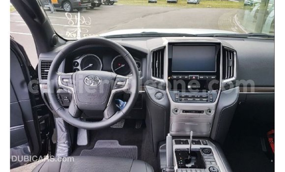 Buy Import Toyota Land Cruiser Black Car in Import - Dubai in Kailahun Buy Import Toyota Land Cruiser Black Car in Import - Dubai in Kailahun