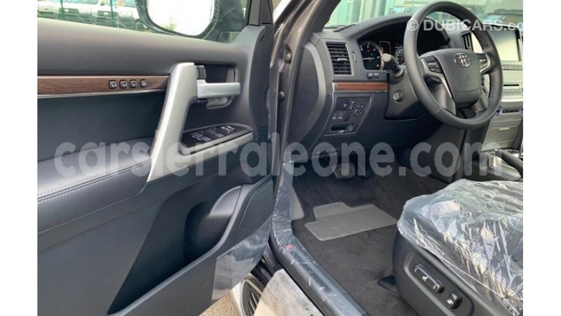 Big with watermark toyota land cruiser kailahun import dubai 5885