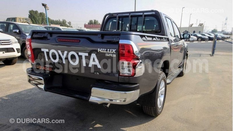 Big with watermark toyota hilux kailahun import dubai 5889