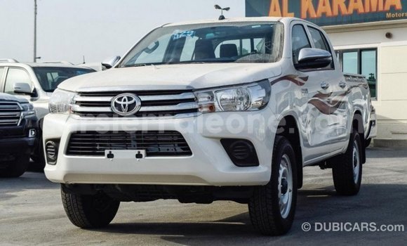 Buy Import Toyota Hilux White Car in Import - Dubai in Kailahun Buy Import Toyota Hilux White Car in Import - Dubai in Kailahun