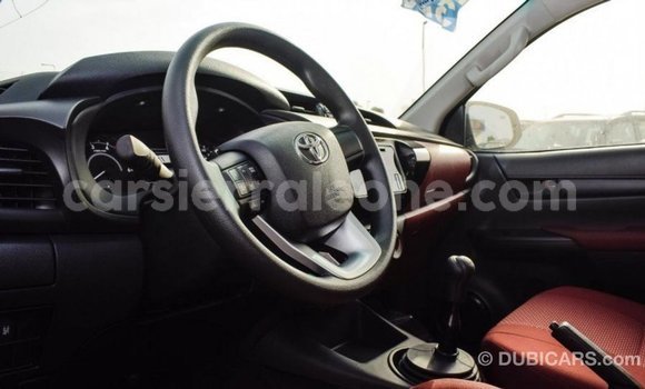 Buy Import Toyota Hilux White Car in Import - Dubai in Kailahun Buy Import Toyota Hilux White Car in Import - Dubai in Kailahun