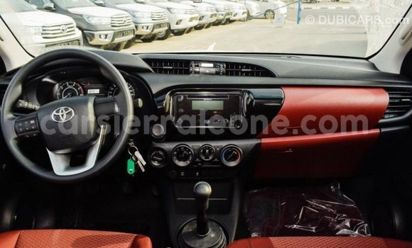 Buy Import Toyota Hilux White Car in Import - Dubai in Kailahun Buy Import Toyota Hilux White Car in Import - Dubai in Kailahun