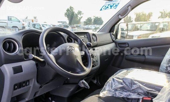 Buy Import Nissan Urvan White Car in Import - Dubai in Kailahun Buy Import Nissan Urvan White Car in Import - Dubai in Kailahun