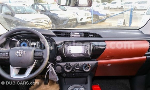 Buy Import Toyota Hilux White Car in Import - Dubai in Kailahun Buy Import Toyota Hilux White Car in Import - Dubai in Kailahun