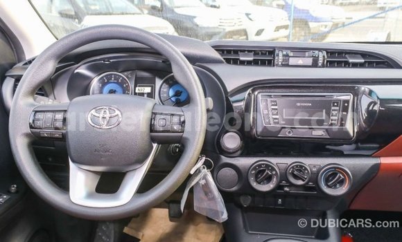 Buy Import Toyota Hilux White Car in Import - Dubai in Kailahun Buy Import Toyota Hilux White Car in Import - Dubai in Kailahun