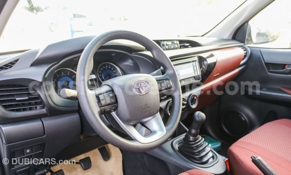 Buy Import Toyota Hilux White Car in Import - Dubai in Kailahun Buy Import Toyota Hilux White Car in Import - Dubai in Kailahun