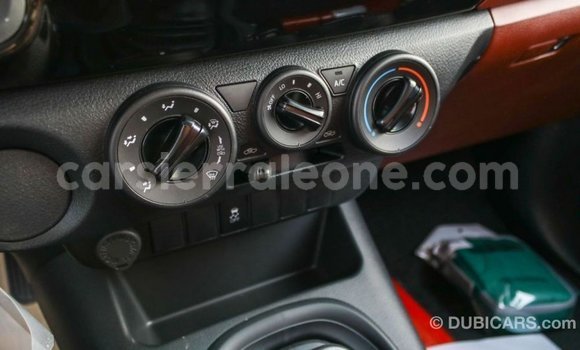 Buy Import Toyota Hilux White Car in Import - Dubai in Kailahun Buy Import Toyota Hilux White Car in Import - Dubai in Kailahun