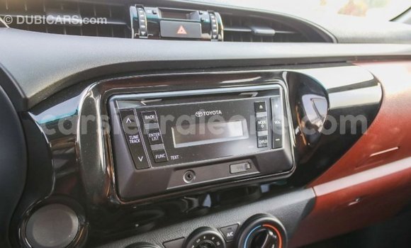 Buy Import Toyota Hilux White Car in Import - Dubai in Kailahun Buy Import Toyota Hilux White Car in Import - Dubai in Kailahun