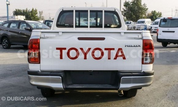 Buy Import Toyota Hilux White Car in Import - Dubai in Kailahun Buy Import Toyota Hilux White Car in Import - Dubai in Kailahun