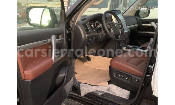 Buy Import Toyota Land Cruiser Black Car in Import - Dubai in Kailahun Buy Import Toyota Land Cruiser Black Car in Import - Dubai in Kailahun