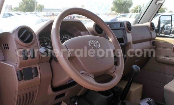 Buy Import Toyota Land Cruiser Beige Car in Import - Dubai in Kailahun Buy Import Toyota Land Cruiser Beige Car in Import - Dubai in Kailahun