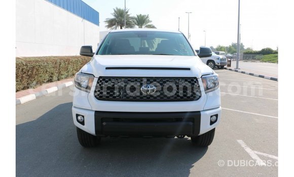 Acheter Import Voiture Toyota Tundra Blanc à Import - Dubai, Kailahun Acheter Import Voiture Toyota Tundra Blanc à Import - Dubai, Kailahun