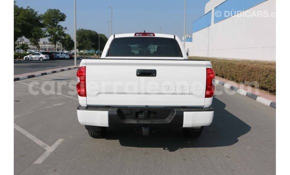 Acheter Import Voiture Toyota Tundra Blanc à Import - Dubai, Kailahun Acheter Import Voiture Toyota Tundra Blanc à Import - Dubai, Kailahun