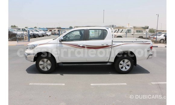Buy Import Toyota Hilux White Car in Import - Dubai in Kailahun Buy Import Toyota Hilux White Car in Import - Dubai in Kailahun