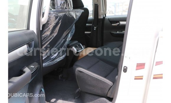Buy Import Toyota Hilux White Car in Import - Dubai in Kailahun Buy Import Toyota Hilux White Car in Import - Dubai in Kailahun