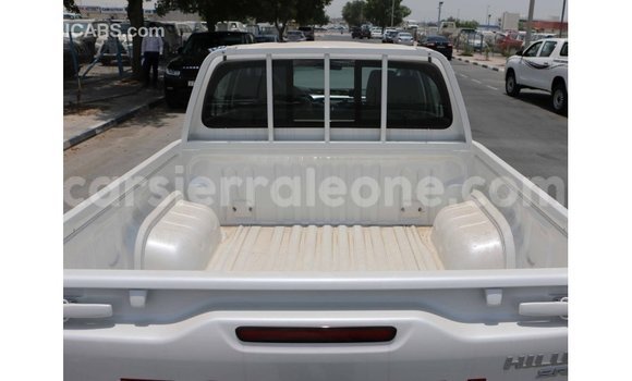 Buy Import Toyota Hilux White Car in Import - Dubai in Kailahun Buy Import Toyota Hilux White Car in Import - Dubai in Kailahun
