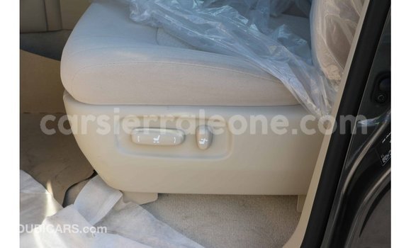 Acheter Import Voiture Toyota Land Cruiser Noir à Import - Dubai, Kailahun Acheter Import Voiture Toyota Land Cruiser Noir à Import - Dubai, Kailahun