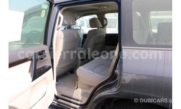 Acheter Import Voiture Toyota Land Cruiser Noir à Import - Dubai, Kailahun Acheter Import Voiture Toyota Land Cruiser Noir à Import - Dubai, Kailahun