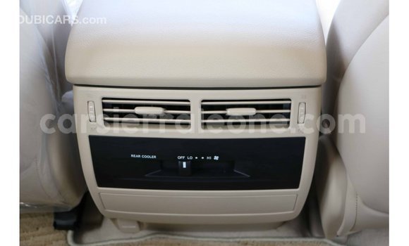 Acheter Import Voiture Toyota Land Cruiser Noir à Import - Dubai, Kailahun Acheter Import Voiture Toyota Land Cruiser Noir à Import - Dubai, Kailahun