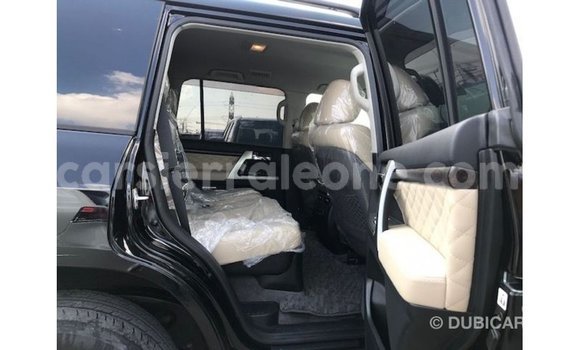 Buy Import Toyota Land Cruiser Black Car in Import - Dubai in Kailahun Buy Import Toyota Land Cruiser Black Car in Import - Dubai in Kailahun
