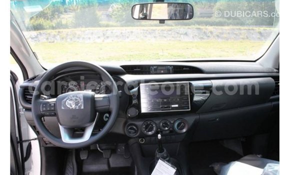 Buy Import Toyota Hilux White Car in Import - Dubai in Kailahun Buy Import Toyota Hilux White Car in Import - Dubai in Kailahun