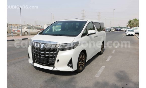 Acheter Import Voiture Toyota Alphard Blanc à Import - Dubai, Kailahun Acheter Import Voiture Toyota Alphard Blanc à Import - Dubai, Kailahun