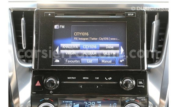 Acheter Import Voiture Toyota Alphard Blanc à Import - Dubai, Kailahun Acheter Import Voiture Toyota Alphard Blanc à Import - Dubai, Kailahun