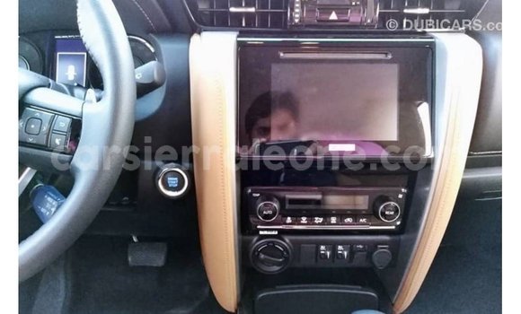 Buy Import Toyota Fortuner White Car in Import - Dubai in Kailahun Buy Import Toyota Fortuner White Car in Import - Dubai in Kailahun