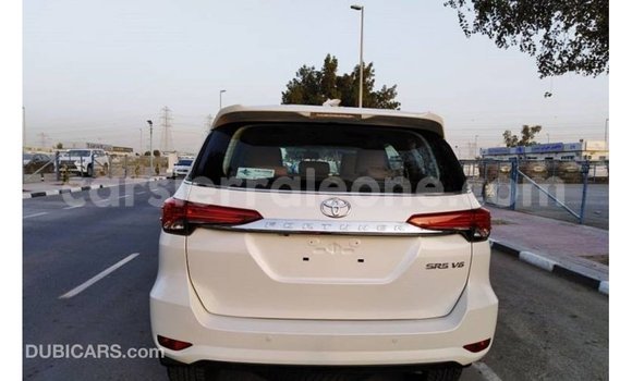 Buy Import Toyota Fortuner White Car in Import - Dubai in Kailahun Buy Import Toyota Fortuner White Car in Import - Dubai in Kailahun