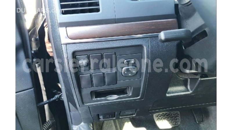 Big with watermark toyota land cruiser kailahun import dubai 5917