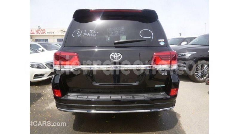 Big with watermark toyota land cruiser kailahun import dubai 5919