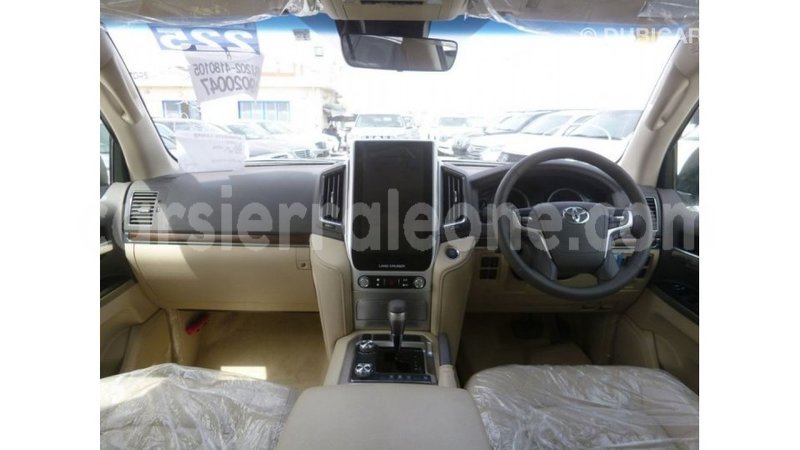 Big with watermark toyota land cruiser kailahun import dubai 5922