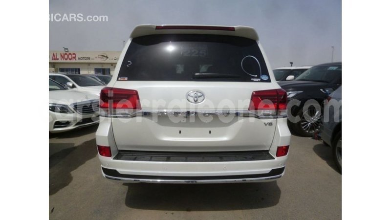 Big with watermark toyota land cruiser kailahun import dubai 5922