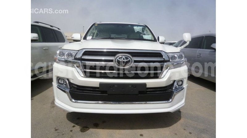 Big with watermark toyota land cruiser kailahun import dubai 5922