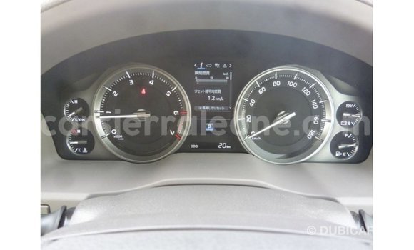 Buy Import Toyota Land Cruiser White Car in Import - Dubai in Kailahun Buy Import Toyota Land Cruiser White Car in Import - Dubai in Kailahun