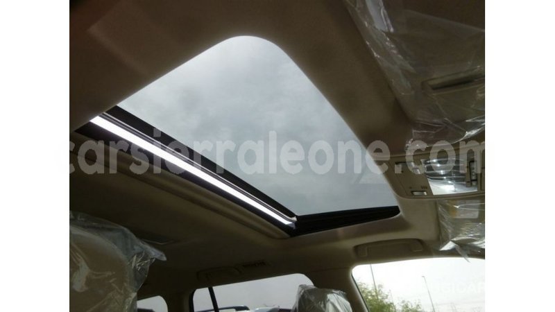 Big with watermark toyota land cruiser kailahun import dubai 5922