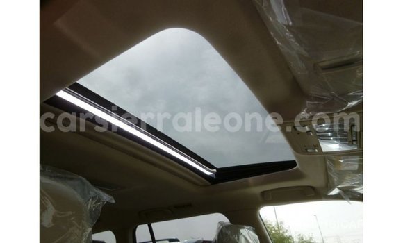 Buy Import Toyota Land Cruiser White Car in Import - Dubai in Kailahun Buy Import Toyota Land Cruiser White Car in Import - Dubai in Kailahun