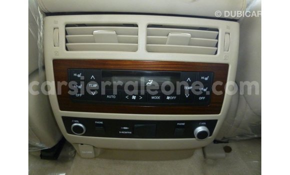 Buy Import Toyota Land Cruiser White Car in Import - Dubai in Kailahun Buy Import Toyota Land Cruiser White Car in Import - Dubai in Kailahun