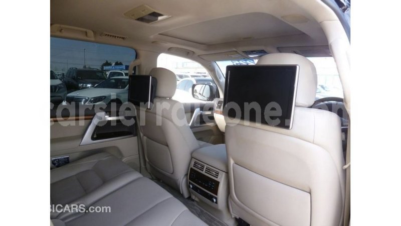 Big with watermark toyota land cruiser kailahun import dubai 5924