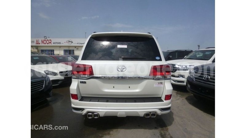 Big with watermark toyota land cruiser kailahun import dubai 5928