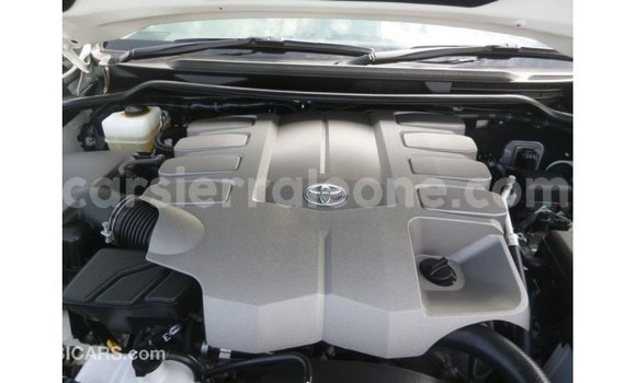 Buy Import Toyota Land Cruiser White Car in Import - Dubai in Kailahun Buy Import Toyota Land Cruiser White Car in Import - Dubai in Kailahun