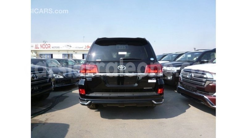 Big with watermark toyota land cruiser kailahun import dubai 5929