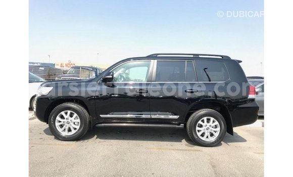 Buy Import Toyota Land Cruiser Black Car in Import - Dubai in Kailahun Buy Import Toyota Land Cruiser Black Car in Import - Dubai in Kailahun