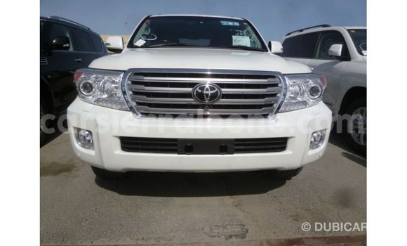 Buy Import Toyota Land Cruiser White Car in Import - Dubai in Kailahun Buy Import Toyota Land Cruiser White Car in Import - Dubai in Kailahun