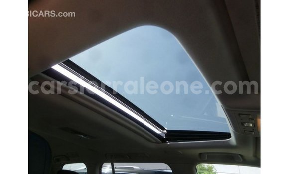 Buy Import Toyota Land Cruiser White Car in Import - Dubai in Kailahun Buy Import Toyota Land Cruiser White Car in Import - Dubai in Kailahun