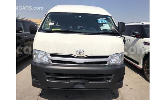 Buy Import Toyota Hiace White Car in Import - Dubai in Kailahun Buy Import Toyota Hiace White Car in Import - Dubai in Kailahun