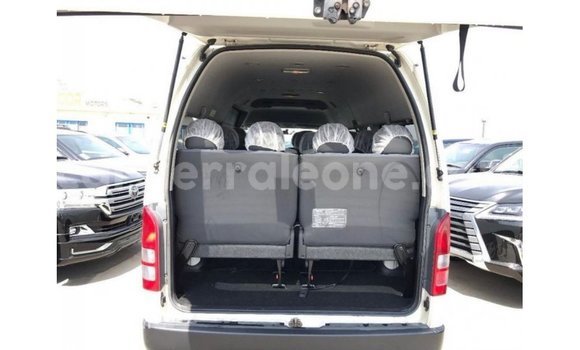 Buy Import Toyota Hiace White Car in Import - Dubai in Kailahun Buy Import Toyota Hiace White Car in Import - Dubai in Kailahun